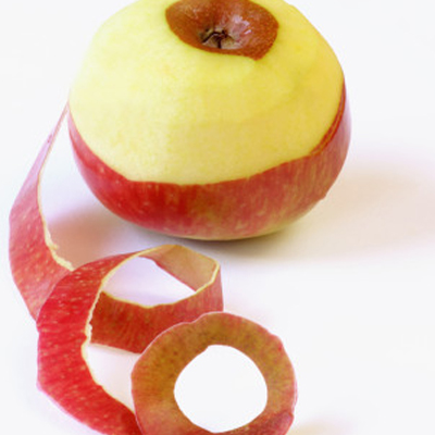 苹果皮可以去黑眼圈吗  怎么做去黑眼圈